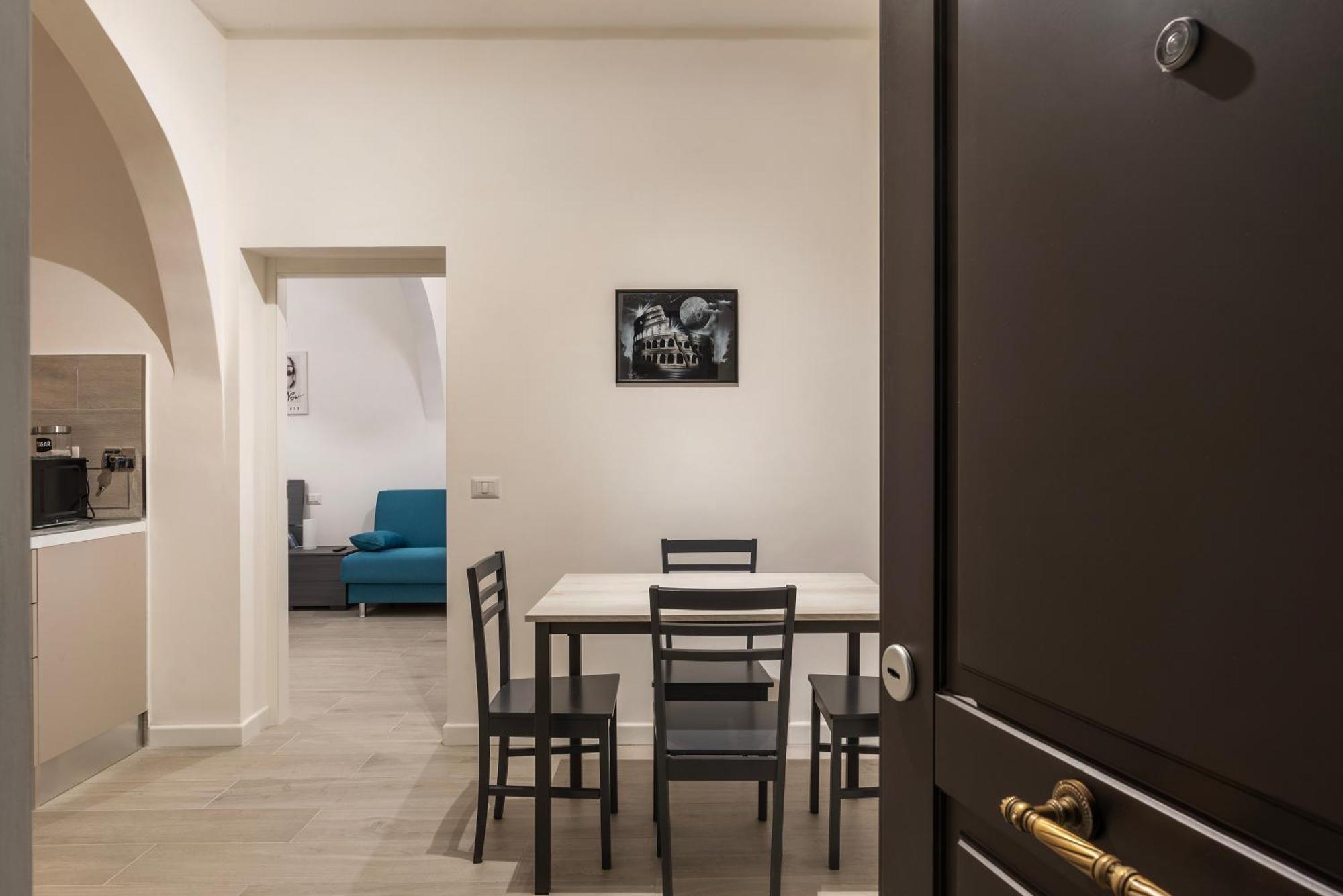 Terme Di Traiano Apartment - 10 Min Dal Colosseo Róma Kültér fotó