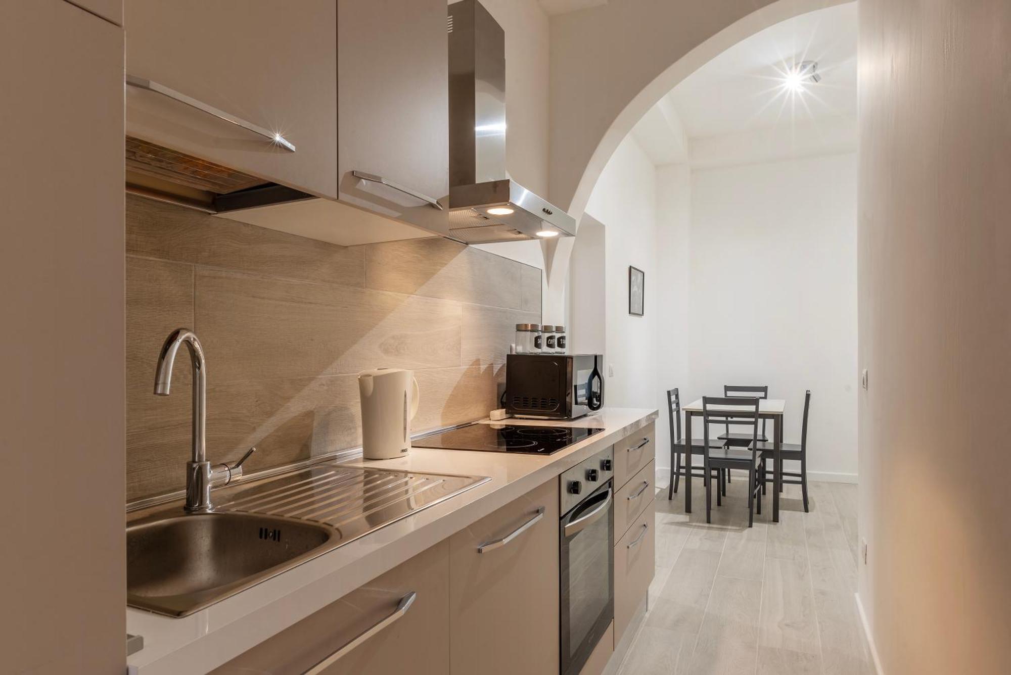 Terme Di Traiano Apartment - 10 Min Dal Colosseo Róma Kültér fotó
