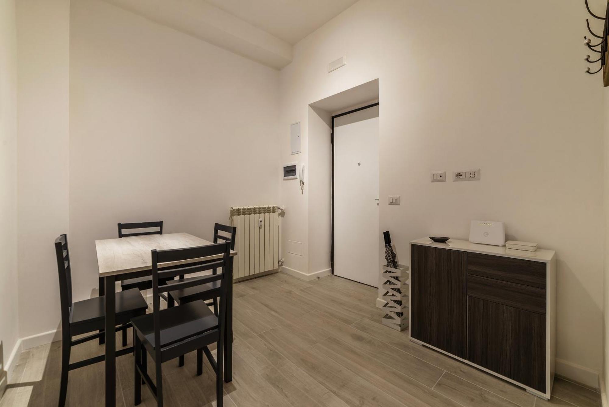Terme Di Traiano Apartment - 10 Min Dal Colosseo Róma Kültér fotó